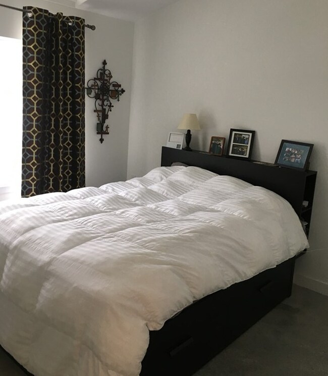 4 Carver St unit 2, Worcester, MA 01604 - photo 5