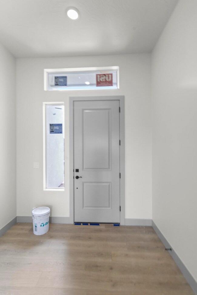 MOVE IN READY! Come see this home today!