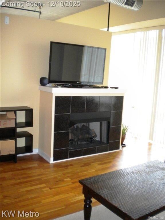 Main North unit 502, Royal Oak, MI 48067 - photo 3