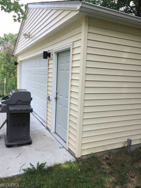 2619 Rockefeller Rd, Wickliffe, OH 44092 - photo 5