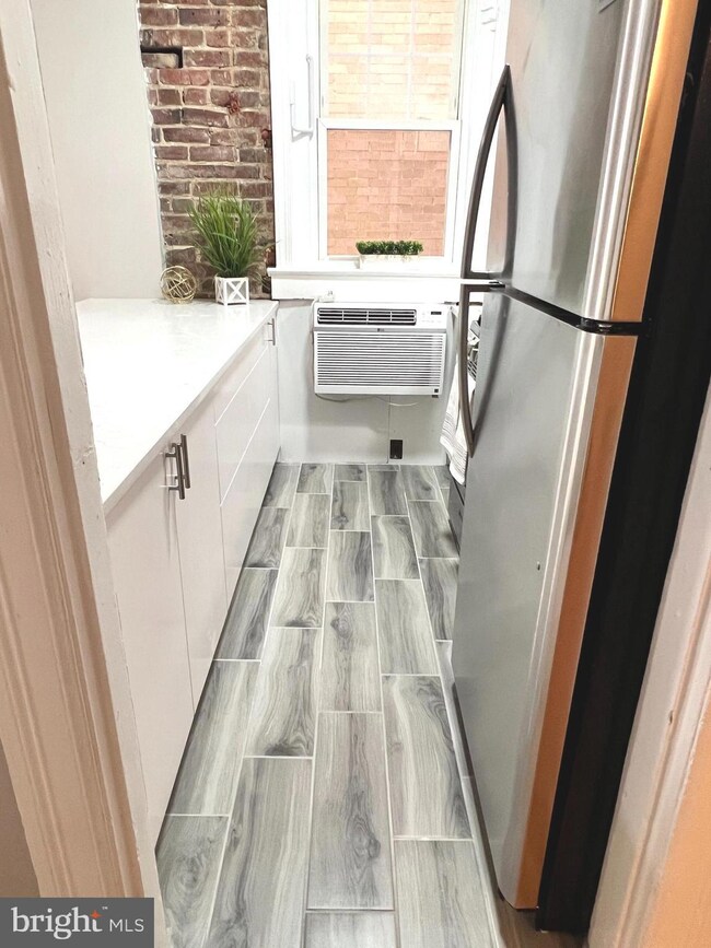 1322 15th St NW unit 22, Washington, DC 20005 - photo 5