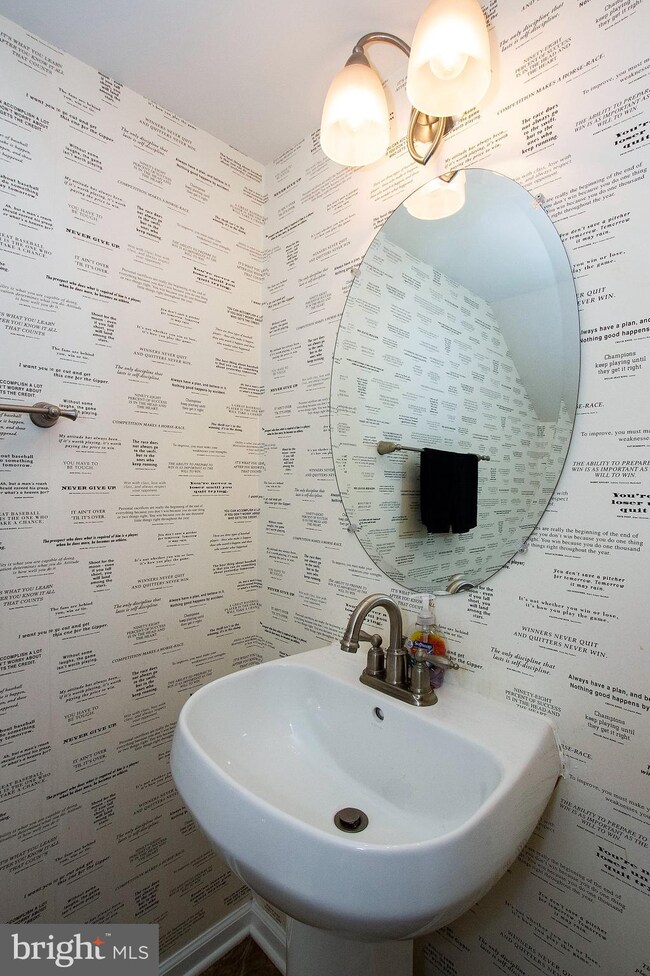 1402 Steuart St, Baltimore, MD 21230 - photo 4