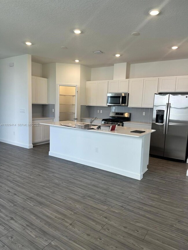 1443 Tangled Orchard Trace, Loxahatchee, FL 33470 - photo 6