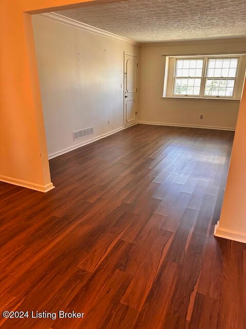 4524 Cordova Rd unit 5, Louisville, KY 40207 - photo 2