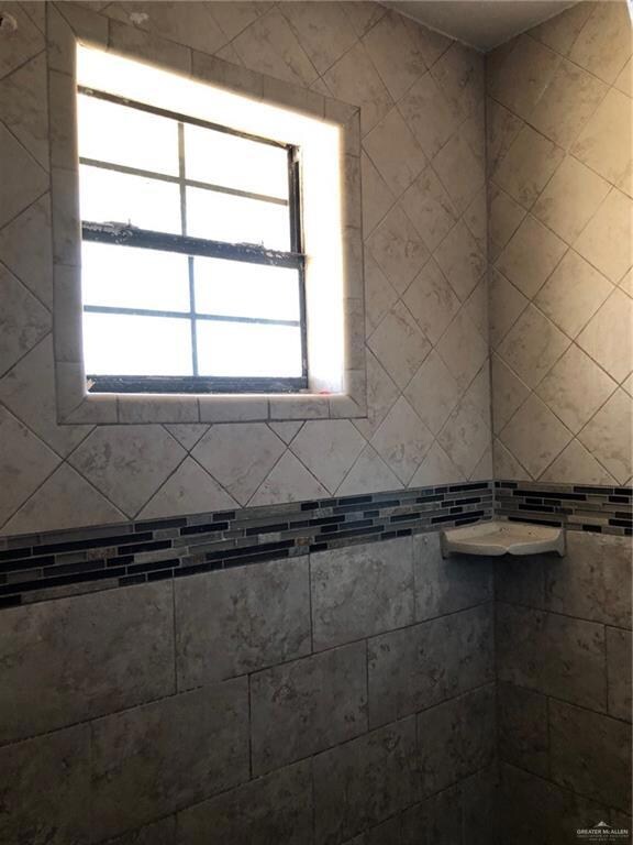 3312 Castillo St, Donna, TX 78537 - photo 5