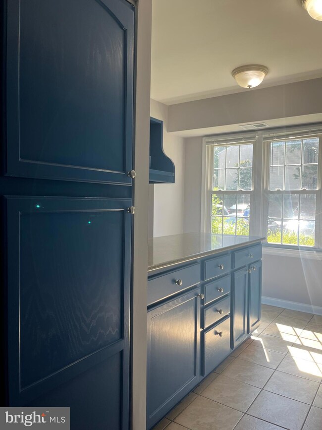 9140 Broken Oak Place unit 83C, Burke, VA 22015 - photo 6