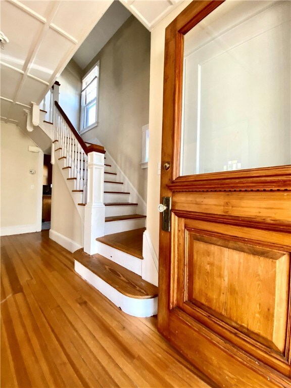 29 Vaughan Ave, Newport, RI 02840 - photo 5