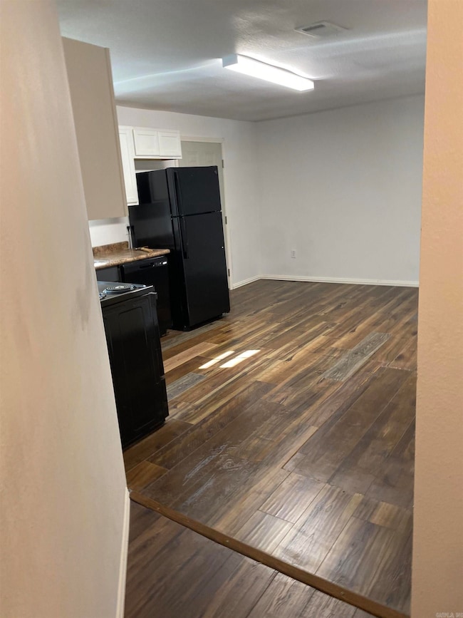 1423 1/2 S East St, Benton, AR 72015 - photo 3