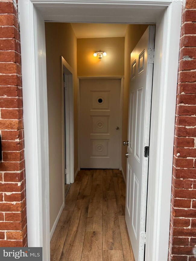 330 N Front St, Reading, PA 19601 - photo 2