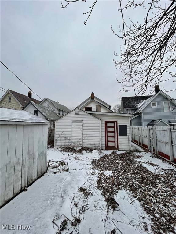 1270 E 58th St, Cleveland, OH 44103 - photo 5