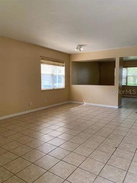 16818 Sunrise Vista Dr, Clermont, FL 34714 - photo 2