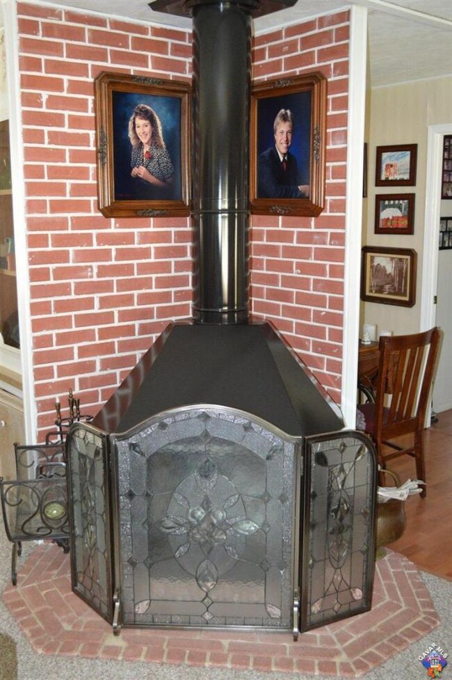 5560 Leslie Ave, Rosamond, CA 93560 - photo 5