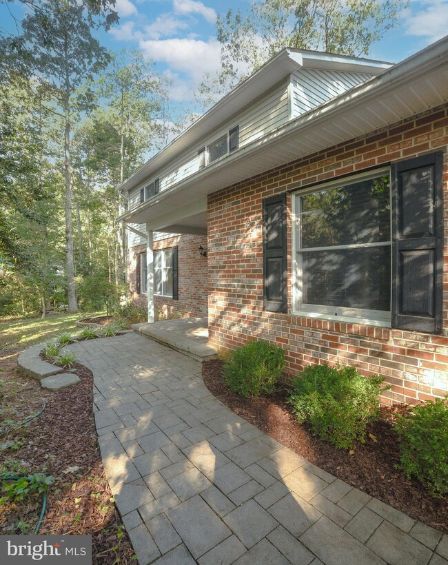 44722 Green Acre Ln, California, MD 20619 - photo 2