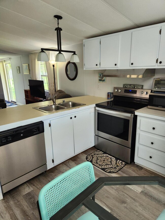 4001 Holly Place, Cocoa, FL 32926 - photo 2