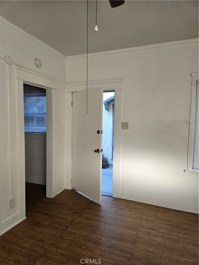 551 W 10th St unit 9, Long Beach, CA 90813 - photo 5