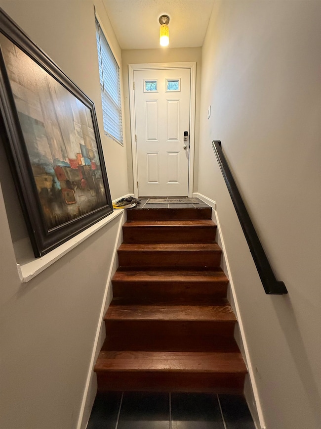 12 E Ridge Rd unit A, MerriMacK, NH 03054 - photo 2