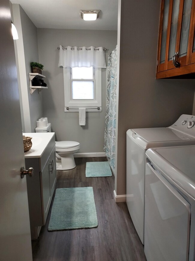 13 State St, Rochester, NH 03867 - photo 5