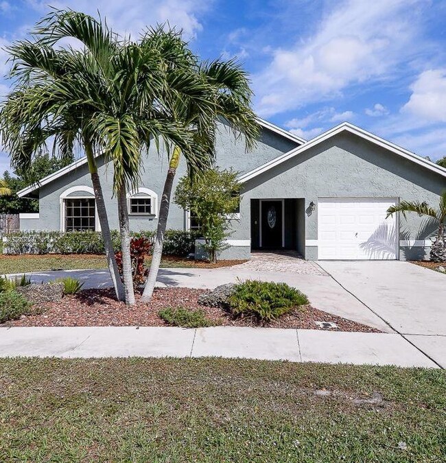 22432 Swordfish Dr, Boca Raton, FL 33428 - photo 4