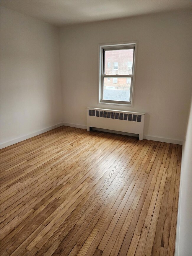 68-36 140th St unit B, Flushing, NY 11367 - photo 5