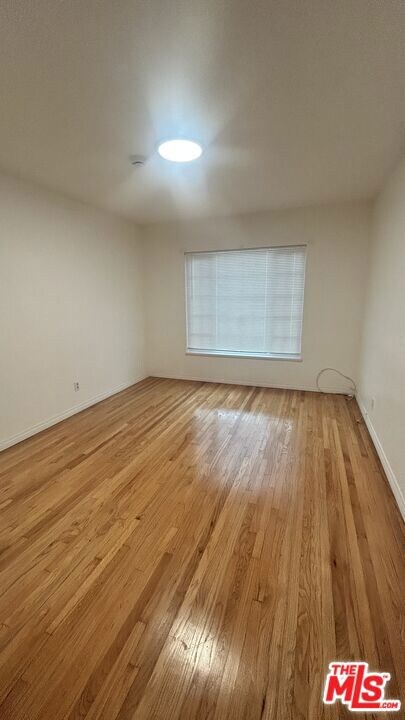 202 N Locust St unit 7, Inglewood, CA 90301 - photo 4