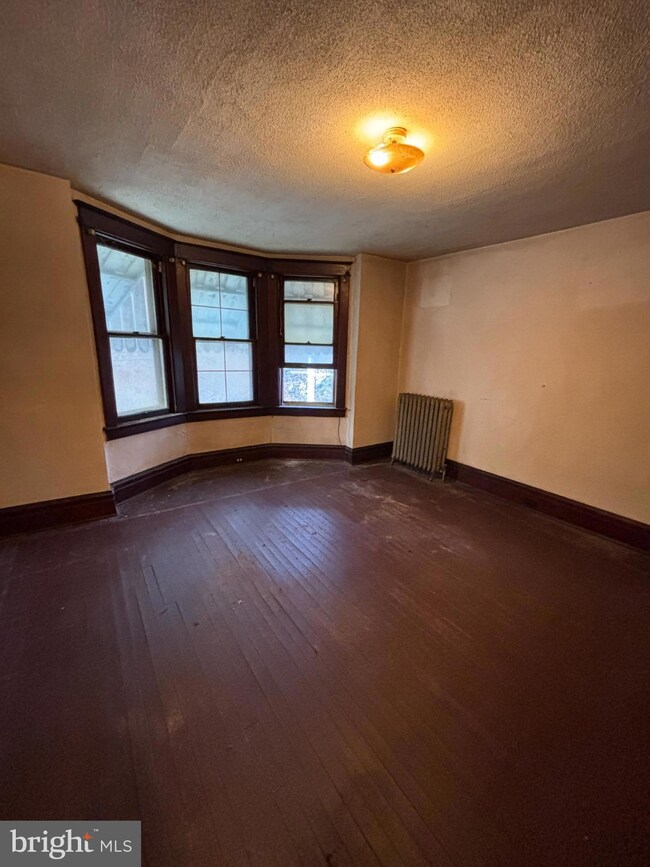 638 N Centre St, Pottsville, PA 17901 - photo 7