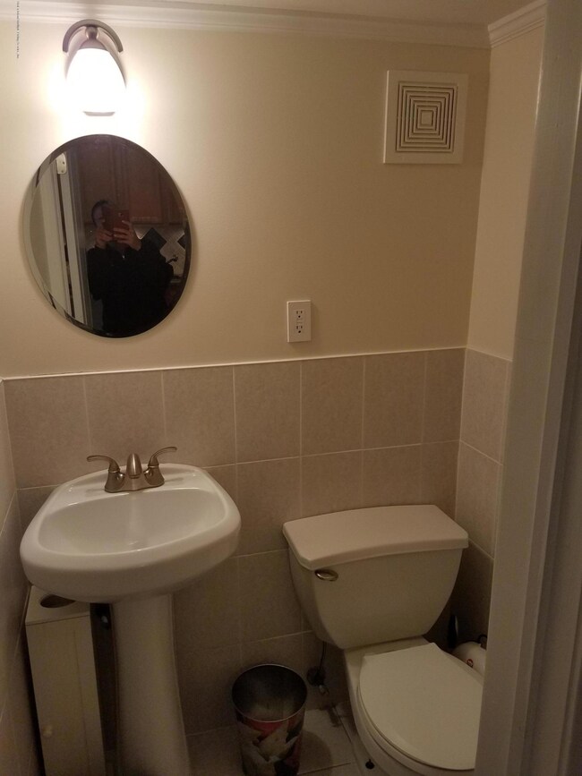 144 Churchill Ave, Staten Island, NY 10309 - photo 6