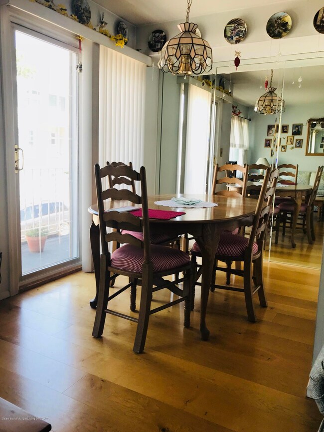 38 Vogel Loop, Staten Island, NY 10314 - photo 5