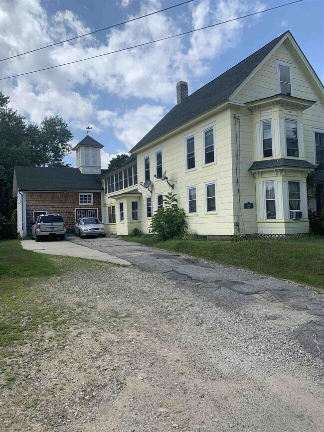 15 Crescent St, Pittsfield, NH 03263 - photo 3