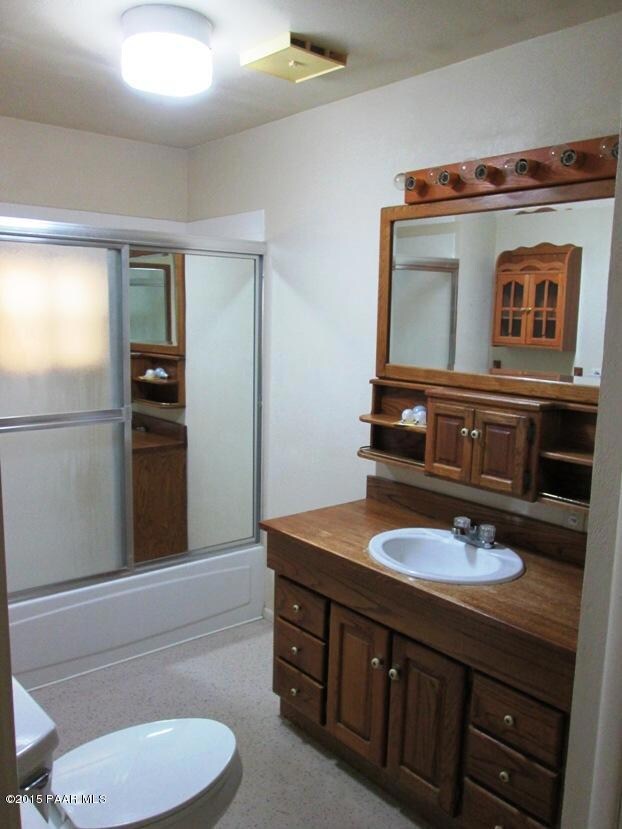 715 W Old Highway 66, Ash Fork, AZ 86320 - photo 6