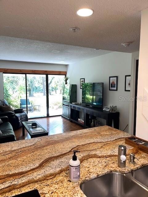 36750 Us Highway 19 N unit 16105, Palm Harbor, FL 34684 - photo 6