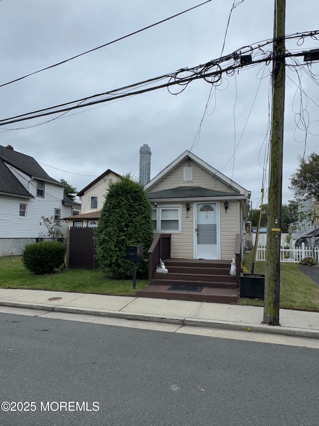 10 Jahn St, Keansburg, NJ 07734 - photo 2