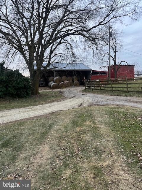 11429 White Hall Rd, Smithsburg, MD 21783 - photo 2