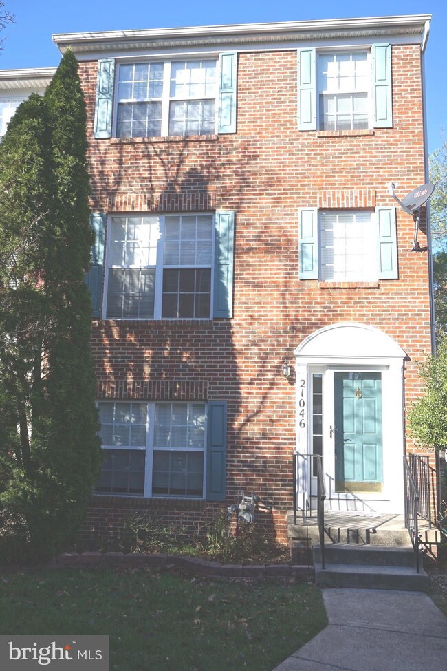 21046 Sojourn Ct, Germantown, MD 20876 - photo 3