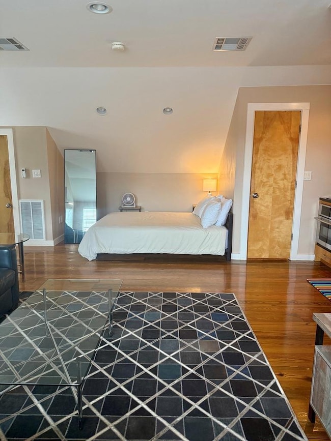 4517 Shoalwood Ave unit B, Austin, TX 78756 - photo 5