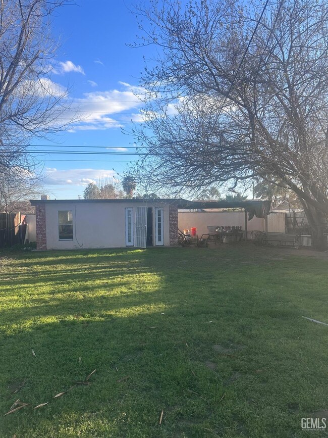 2509 Monterey St, Bakersfield, CA 93306 - photo 7