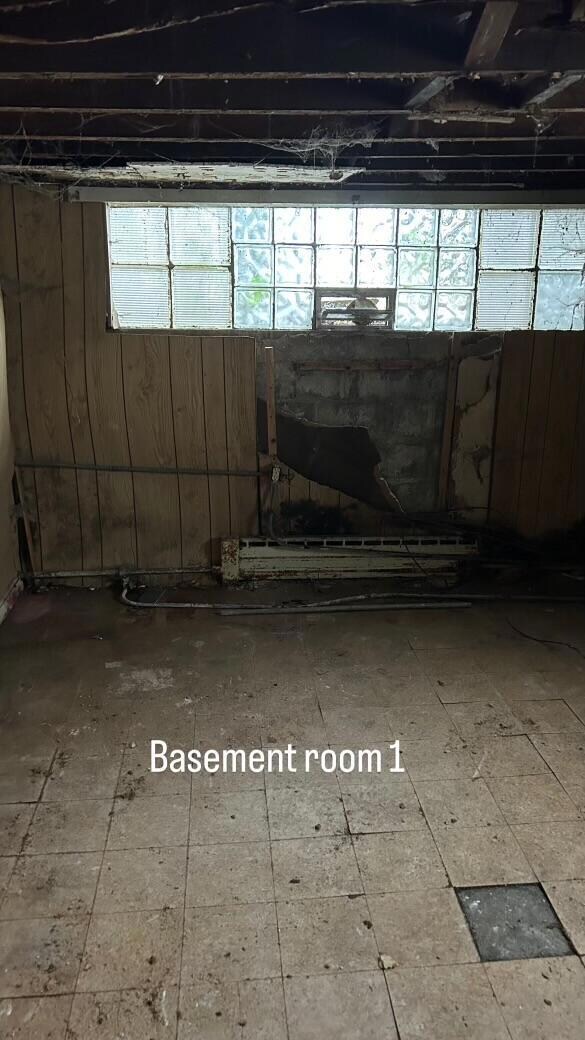 2154 W 10th Place, Gary, IN 46404 - photo 7