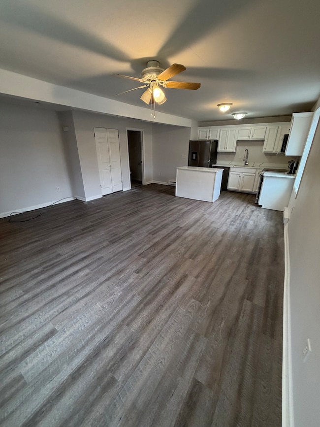 34 Pleasant St unit 7, Plainfield, CT 06374 - photo 5