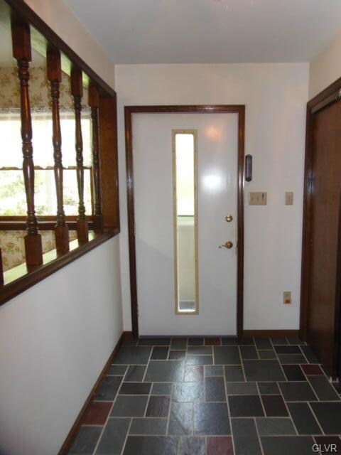 1035 Copella Rd, Bath, PA 18014 - photo 4