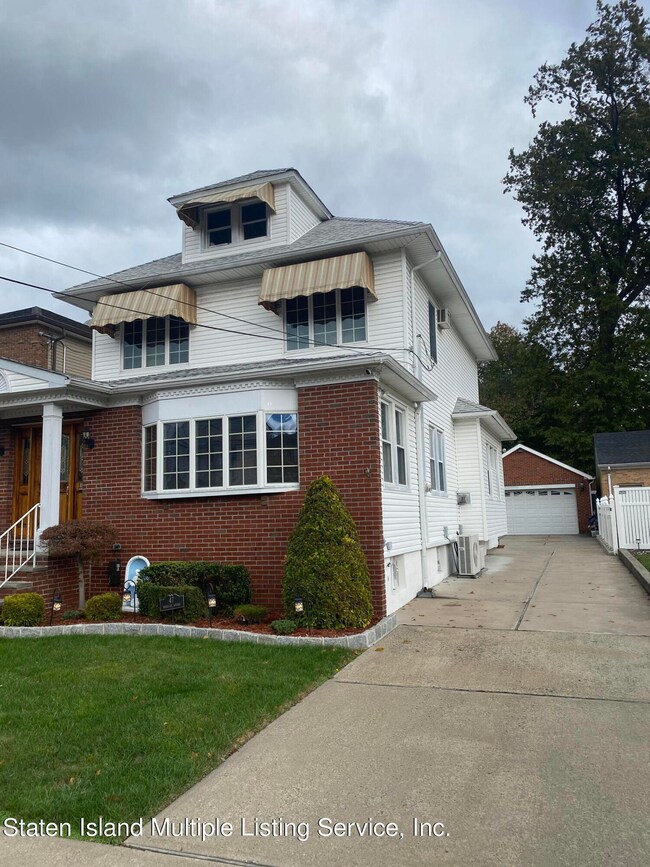 47 Wheeler Ave, Staten Island, NY 10314 - photo 2