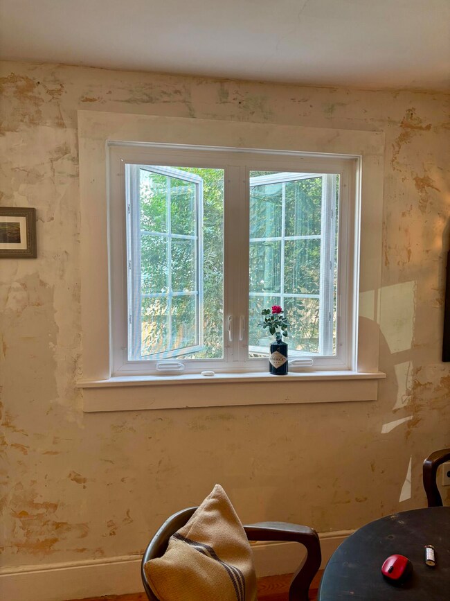 949 Anderson St, Staunton, VA 24401 - photo 6