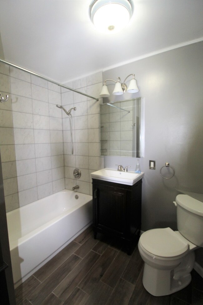 12701 W Crescent Ave, Waukegan, IL 60085 - photo 7