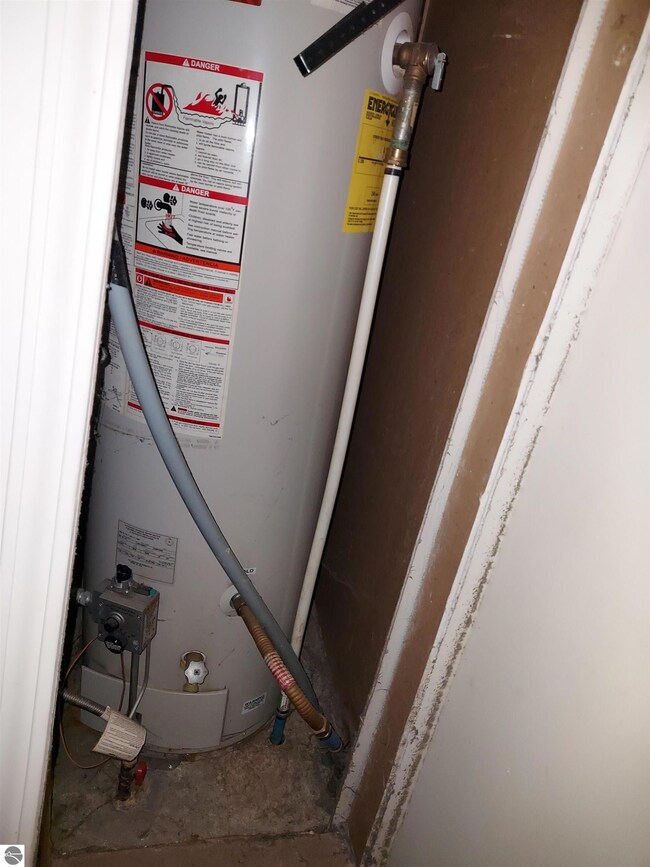 1593 Andrew Place, Traverse City, MI 49686 - photo 6