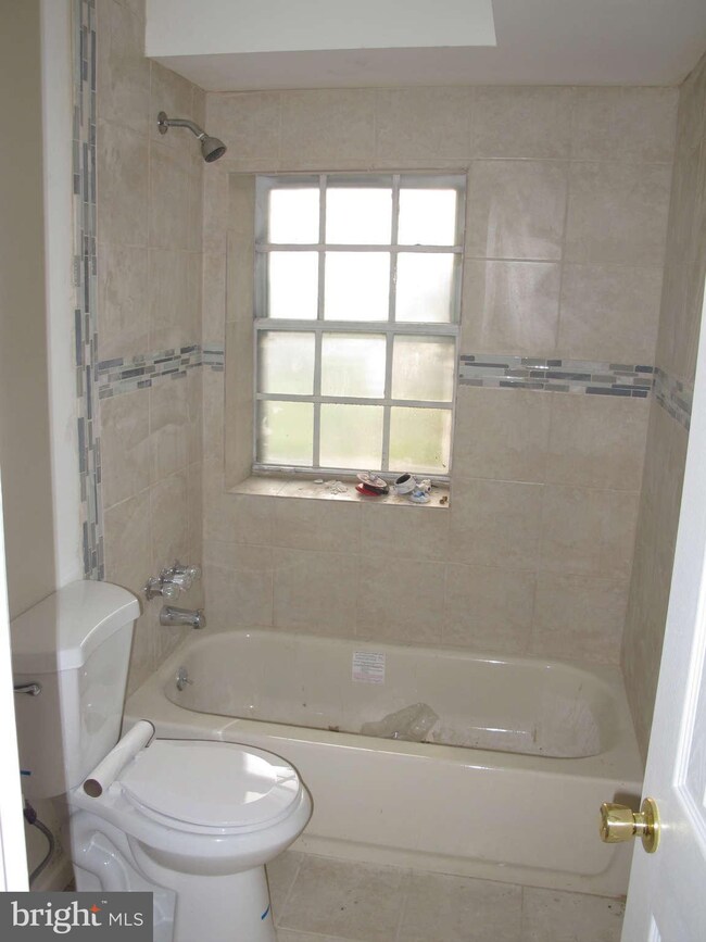 11908 Tarragon Rd unit A, Reisterstown, MD 21136 - photo 7