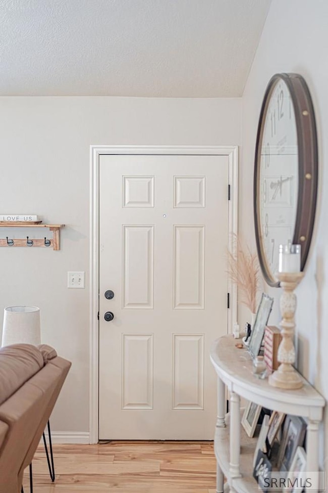 4216 Edgewood Cir, Ammon, ID 83406 - photo 5