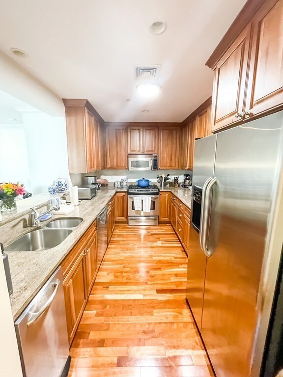 Marblehead Highlands unit 304, Marblehead, MA 01945 - photo 5