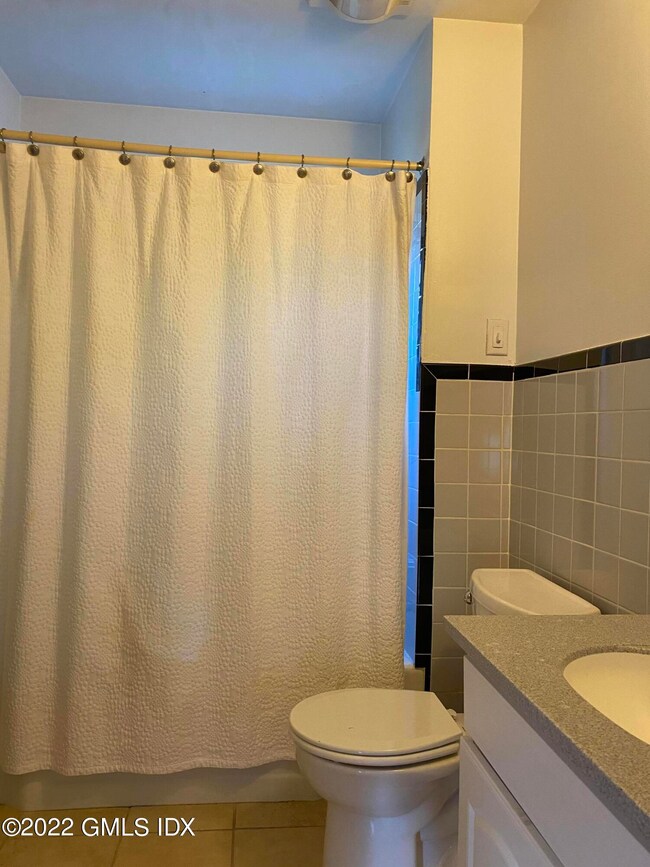 33 Cognewaugh Rd, Cos Cob, CT 06807 - photo 7