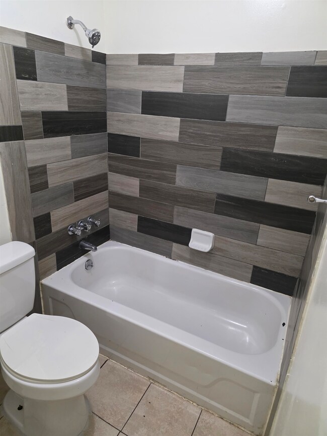 4729 Wild Plum Ct unit 112, Memphis, TN 38118 - photo 5