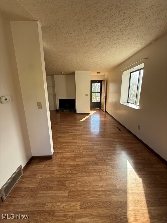 1135 Brandywine Blvd unit D, Zanesville, OH 43701 - photo 2