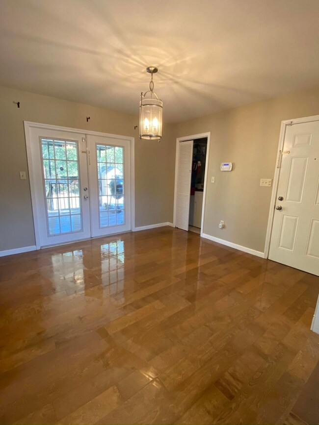 530773EF-8DD5-44F0-BB46-C3972D55F057