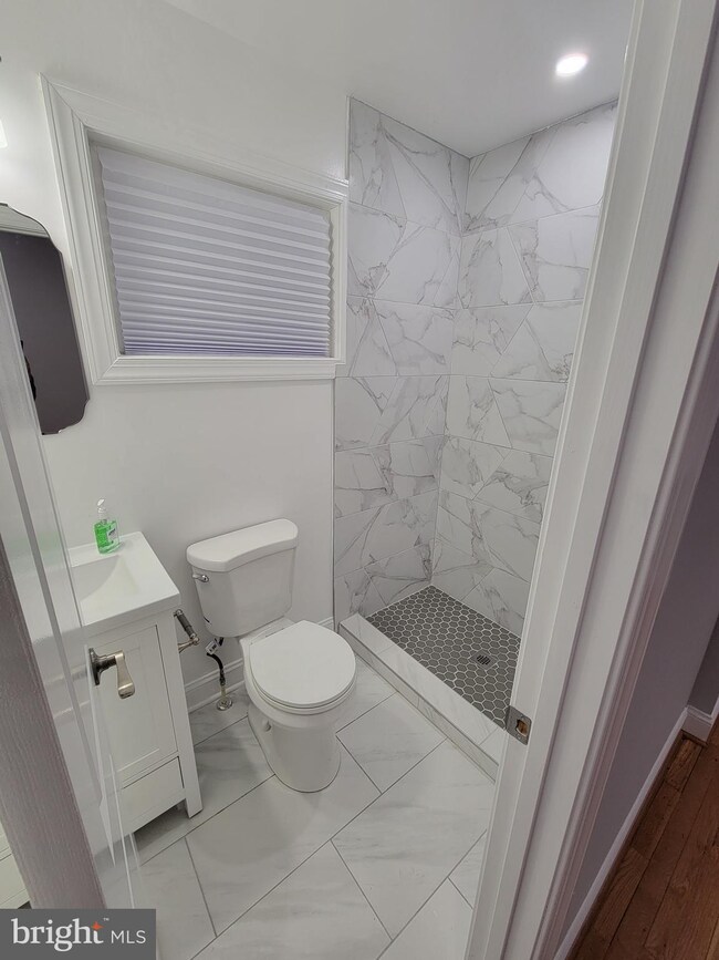 5006 Eastern Ave NE, Washington, DC 20017 - photo 4